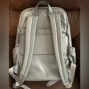Vera Bradley | Bags | Vera Bradley Large Gray Leather  display picture 3
